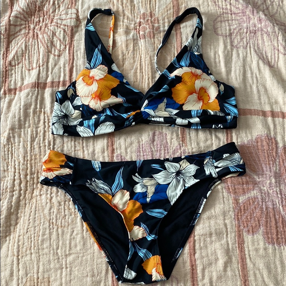 Cupshe | Floral Bikini size large